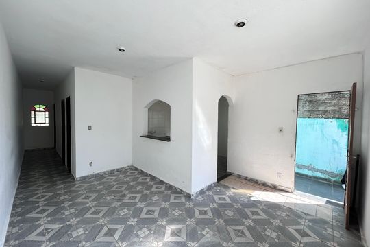 Casa para alugar com 2 quartos, 100m² em Milanez, Contagem