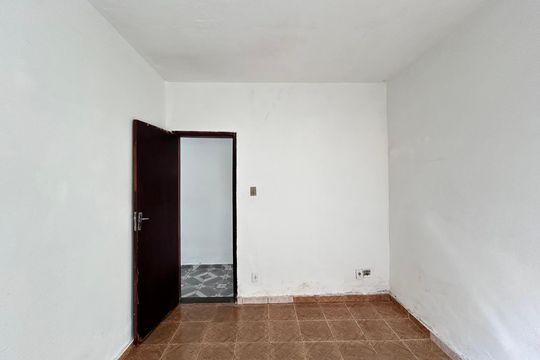 Casa para alugar com 2 quartos, 100m² em Milanez, Contagem