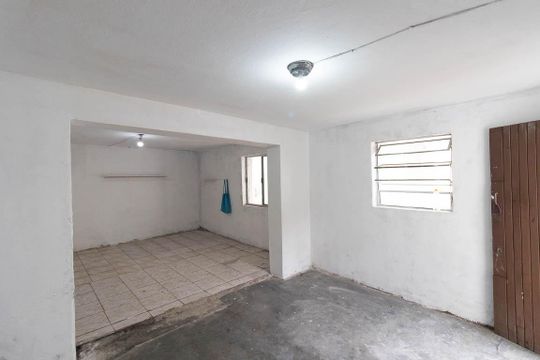 Casa 2 - Quarto/Sala de casa para alugar com 2 quartos, 125m² em Vila Isolina Mazzei, São Paulo
