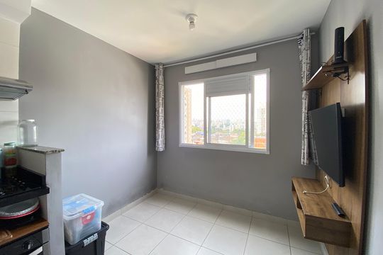 Apartamento à venda com 2 quartos, 32m² em Jardim Celeste, São Paulo
