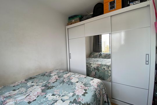 Apartamento à venda com 2 quartos, 32m² em Jardim Celeste, São Paulo