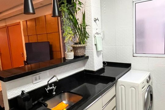 Cozinha de apartamento à venda com 2 quartos, 40m² em Vila Nova, Porto Alegre