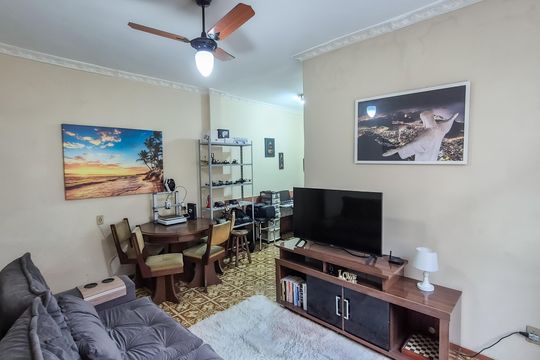 Sala de casa à venda com 4 quartos, 253m² em Brás de Pina, Rio de Janeiro