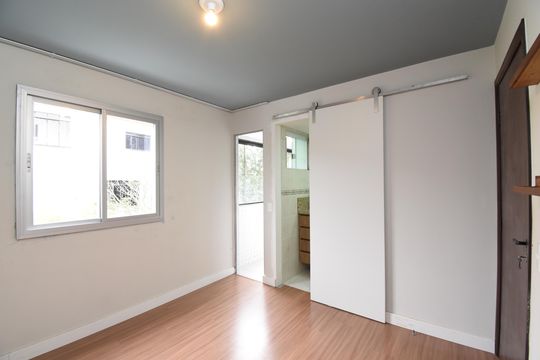 Suíte de apartamento para alugar com 2 quartos, 65m² em Boa Vista, Curitiba