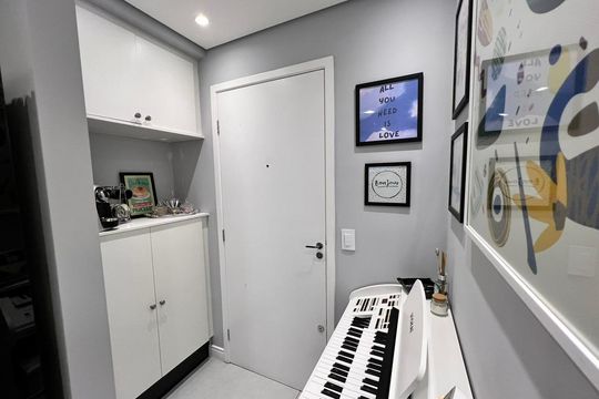 Sala de apartamento à venda com 2 quartos, 42m² em Sítio da Figueira, São Paulo