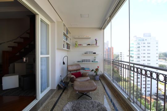 Varanda de apartamento à venda com 2 quartos, 256m² em Indianópolis, São Paulo