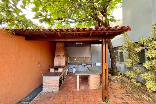 Apartamento à venda com 2 quartos, 80m² em Floresta, Belo Horizonte