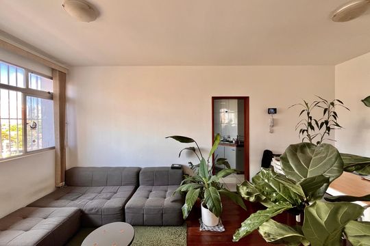 Apartamento à venda com 2 quartos, 80m² em Floresta, Belo Horizonte