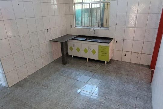Banheiro de casa à venda com 2 quartos, 240m² em Vila Camilópolis, Santo André
