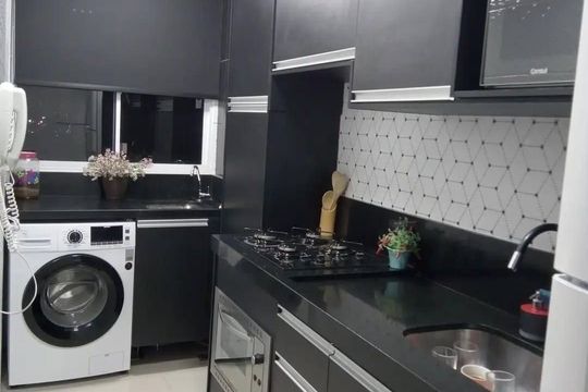 Cozinha de apartamento à venda com 2 quartos, 42m² em Jardim do Lago, São Paulo