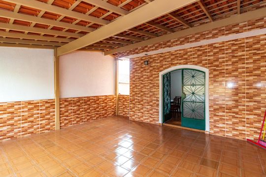 Varanda de casa à venda com 3 quartos, 120m² em Parque America, São Paulo