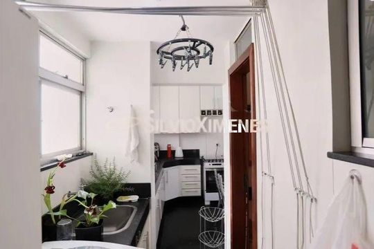 Apartamento à venda com 4 quartos, 131m² em Centro, Belo Horizonte