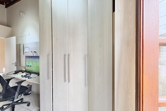 Quarto de casa à venda com 2 quartos, 170m² em Vila Palmeiras, São Paulo