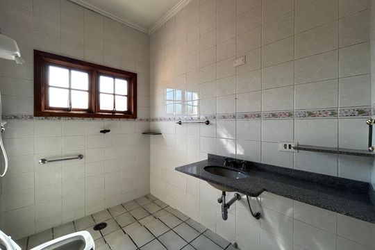 Banheiro Quarto 6 de casa para alugar com 3 quartos, 167m² em Cidade Mãe do Céu, São Paulo