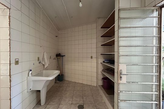 Lavanderia de casa para alugar com 3 quartos, 167m² em Cidade Mãe do Céu, São Paulo