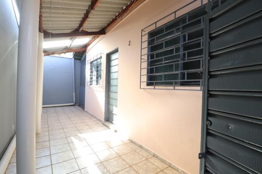 Varanda da Sala de casa para alugar com 2 quartos, 50m² em Tibery, Uberlândia