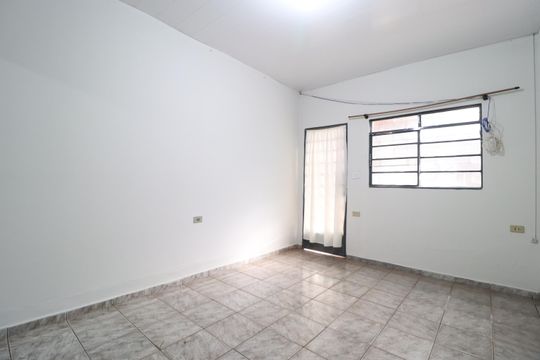 Sala de casa para alugar com 2 quartos, 50m² em Tibery, Uberlândia