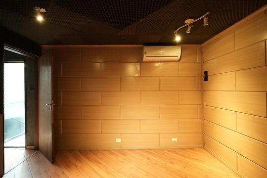Casa à venda com 3 quartos, 165m² em Vila Aquilino, Santo André