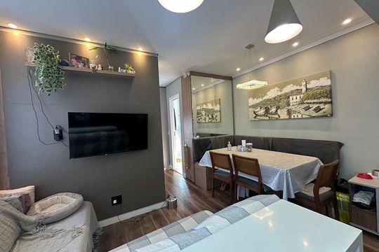 Apartamento para alugar com 1 quarto, 50m² em Jardim Tupanci, Barueri