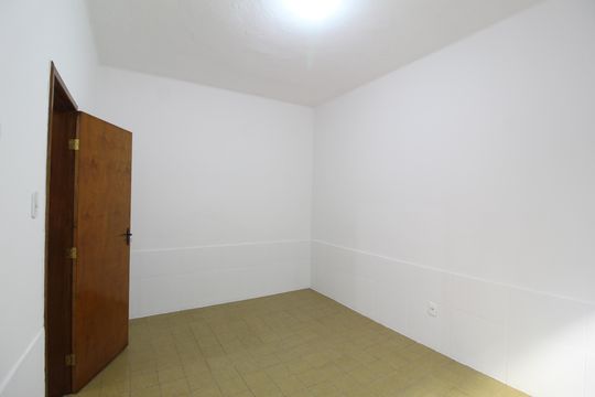 Quarto de casa para alugar com 1 quarto, 70m² em Taquara, Rio de Janeiro
