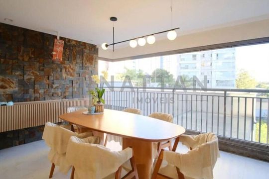 Varanda de apartamento à venda com 3 quartos, 140m² em Tatuapé, São Paulo