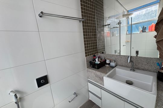 Apartamento à venda com 3 quartos, 75m² em Floresta, Belo Horizonte