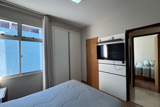 Apartamento à venda com 3 quartos, 75m² em Floresta, Belo Horizonte