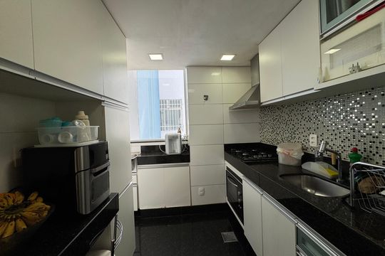 Apartamento à venda com 3 quartos, 75m² em Floresta, Belo Horizonte