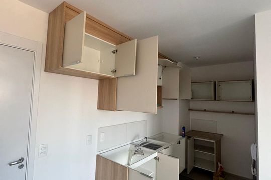 Cozinha de apartamento para alugar com 2 quartos, 37m² em Vila Independencia, São Paulo