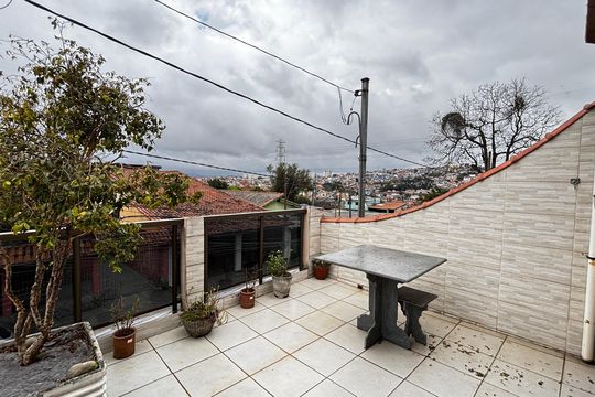 Quarto 4 Varanda de casa à venda com 4 quartos, 180m² em Vila Guarani, Santo André