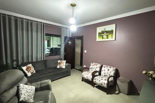 Sala de casa à venda com 4 quartos, 180m² em Vila Guarani, Santo André