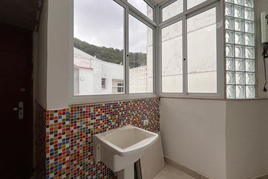 Área de Serviço de apartamento à venda com 3 quartos, 89m² em Leme, Rio de Janeiro