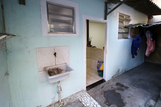 Área de Serviço de casa para alugar com 1 quarto, 32m² em Penha Circular, Rio de Janeiro