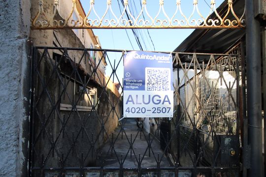 Placa de casa para alugar com 1 quarto, 32m² em Penha Circular, Rio de Janeiro