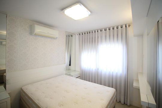 Suíte 1 de apartamento para alugar com 2 quartos, 65m² em Passo D’areia, Porto Alegre