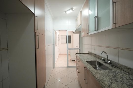 Cozinha de apartamento à venda com 2 quartos, 70m² em Vila Pires, Santo André