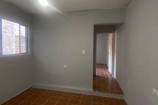 Sala de casa para alugar com 1 quarto, 300m² em Santo Antônio, Osasco