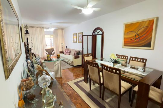 Sala de apartamento à venda com 3 quartos, 130m² em Icaraí, Niterói