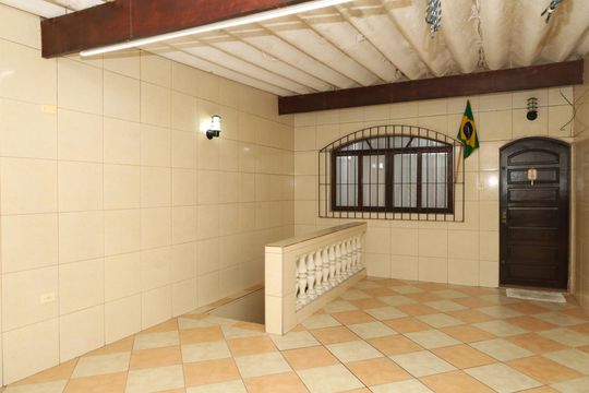 Garagem de casa para alugar com 2 quartos, 200m² em Cidade Líder, São Paulo