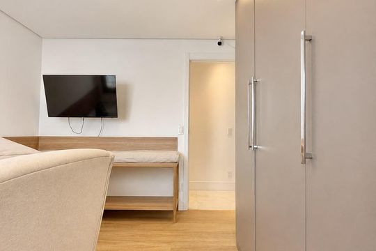 Quarto de apartamento à venda com 3 quartos, 165m² em São Paulo, São Paulo