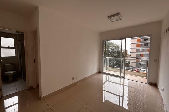 Sala de apartamento para alugar com 2 quartos, 66m² em Alphaville, Barueri