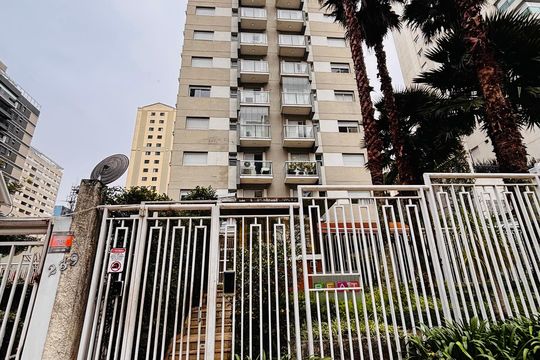 Fachada de apartamento para alugar com 2 quartos, 66m² em Alphaville, Barueri