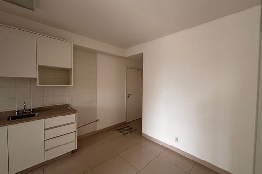 Entrada de apartamento para alugar com 2 quartos, 66m² em Alphaville, Barueri