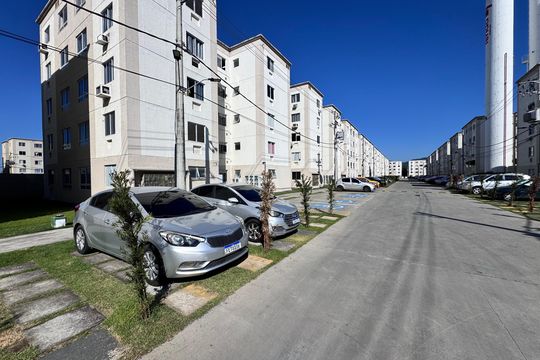 Fachada de apartamento à venda com 2 quartos, 43m² em Vargem Pequena, Rio de Janeiro