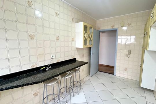 Cozinha de apartamento para alugar com 2 quartos, 130m² em Vila Milton, Guarulhos
