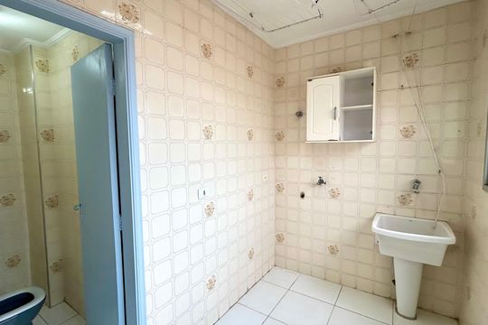 Área de Serviço de apartamento para alugar com 2 quartos, 130m² em Vila Milton, Guarulhos