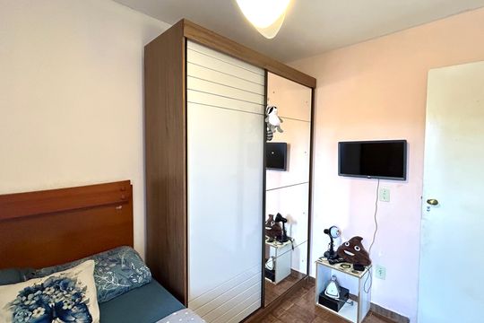 Quarto 1 de apartamento para alugar com 2 quartos, 48m² em Jardim do Triunfo, Guarulhos