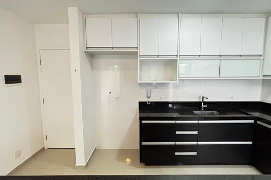 Cozinha de apartamento para alugar com 2 quartos, 75m² em Vila Valparaíso, Santo André