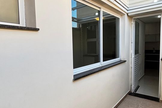 Área de Serviço de apartamento para alugar com 2 quartos, 75m² em Vila Valparaíso, Santo André