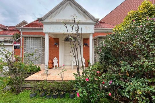 Casa à venda com 4 quartos, 301m² em Jardim Guanabara, Campinas